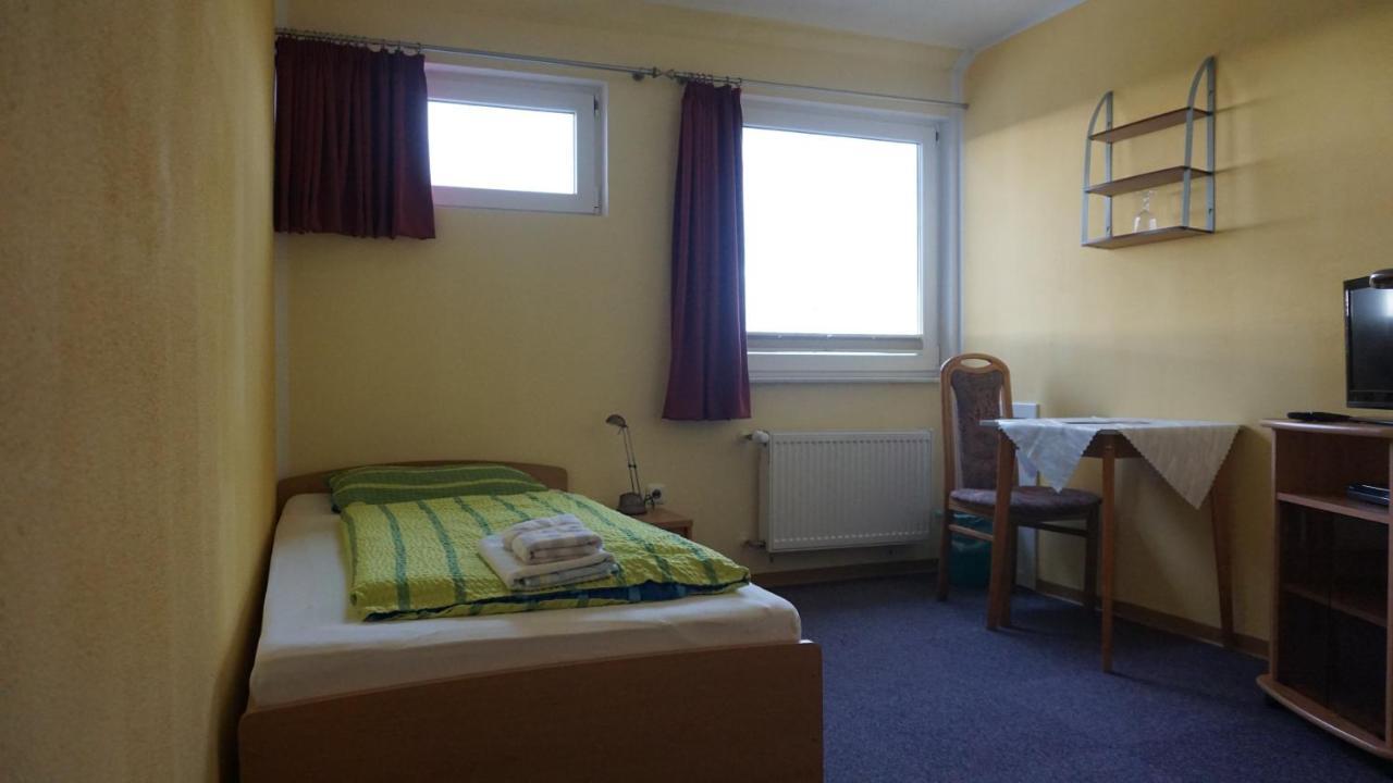 Logia Hotel Garni Neuharlingersiel Eksteriør bilde